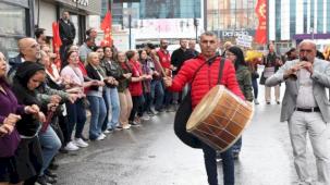 İzmir Çiğli’de 1 Mayıs coşkusu