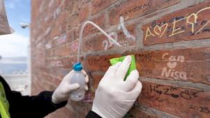İzmir Miras sahada... Hafızayı vandalizme karşı koruyorlar