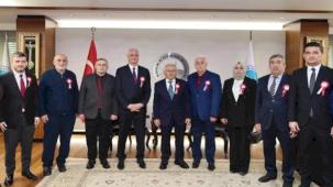Memduh Büyükkılıç'a 'Vakıf' ziyareti