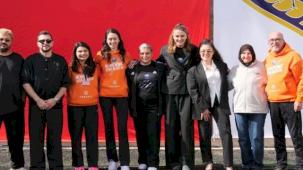 Meryem Boz, kadın hükümlü ve tutuklularla buluştu