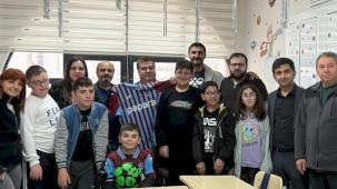 Trabzonspor sevgisi yüzünü güldürdü