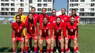 U16 Kız Milli Takımı turnuvaya 1 puanla başladı