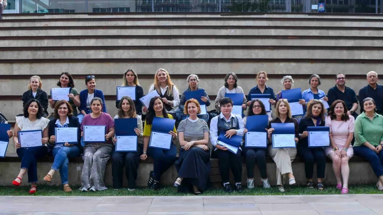 Ankara’da kadınlara girişimcilik sertifikası