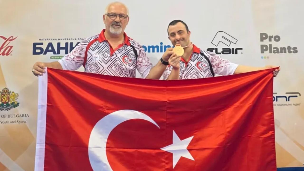 İzmirli sporcudan tarihi başarı