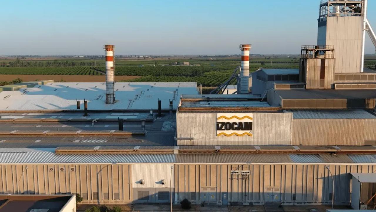 İzocam’dan yapay zekâ destekli iş güvenliği atağı... Tarsus tesisinde 'akıllı forklift' dönemi