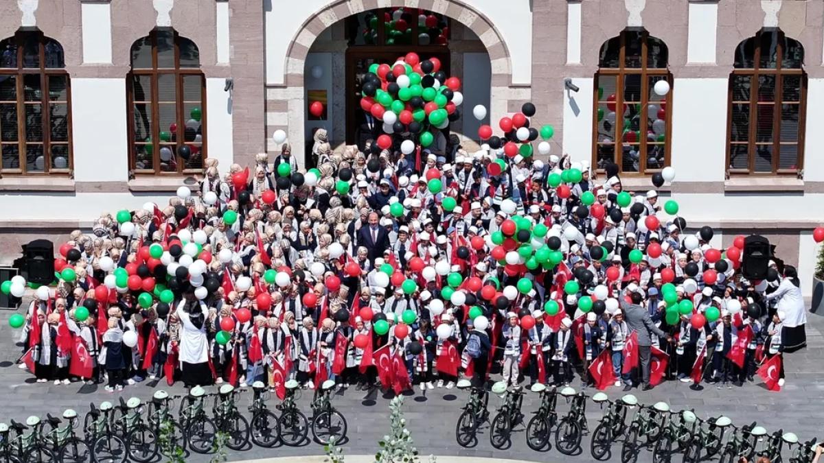 Konya'da Bilgehaneler geleceğin hafızlarına kapı açtı