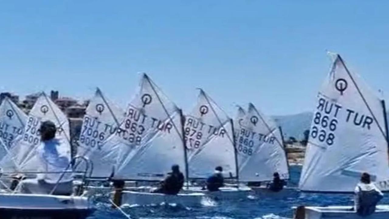 Sahil Güvenlik Kupası için yelkenler Foça'da şişti