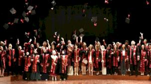 Artvin Çoruh Üniversitesi'nde mezuniyet coşkusunu yaşandı
