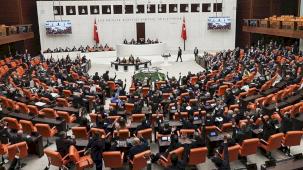Emniyet, basın ve vergi düzenlemelerini içeren kanun teklifi yasalaştı