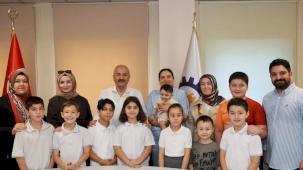 Gebze'de minik öğrencilerden Başkan Büyükgöz’ ziyaret
