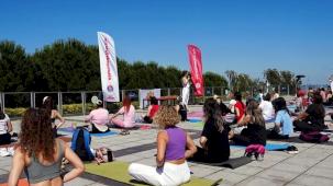 İstanbul Maltepe’de yoga için buluştular