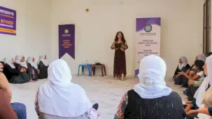 Kulp ve Hazro’da kadınlara dijital şiddetle mücadele eğitimi