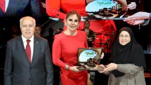 Mardin Yeşilli Kiraz Festivali'ne, Funda Ararlı final