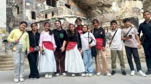 Mardin'den Karadeniz'e sanat köprüsü: Yeşilli YBO Korosu tarih yazdı!
