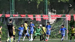 Mersin’de Çocuk Futbol Şenliği devam ediyor