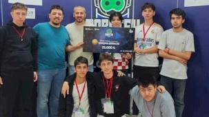 Sakarya Karasulu öğrencilerden Robotek’te çifte Türkiye derecesi