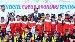 Sakarya'da Geleneksel Çocuk Oyunları Şenliği büyük ilgi gördü