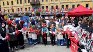 Trabzon’da Kültür ve Sanat Festivali renkli görüntülerle başladı