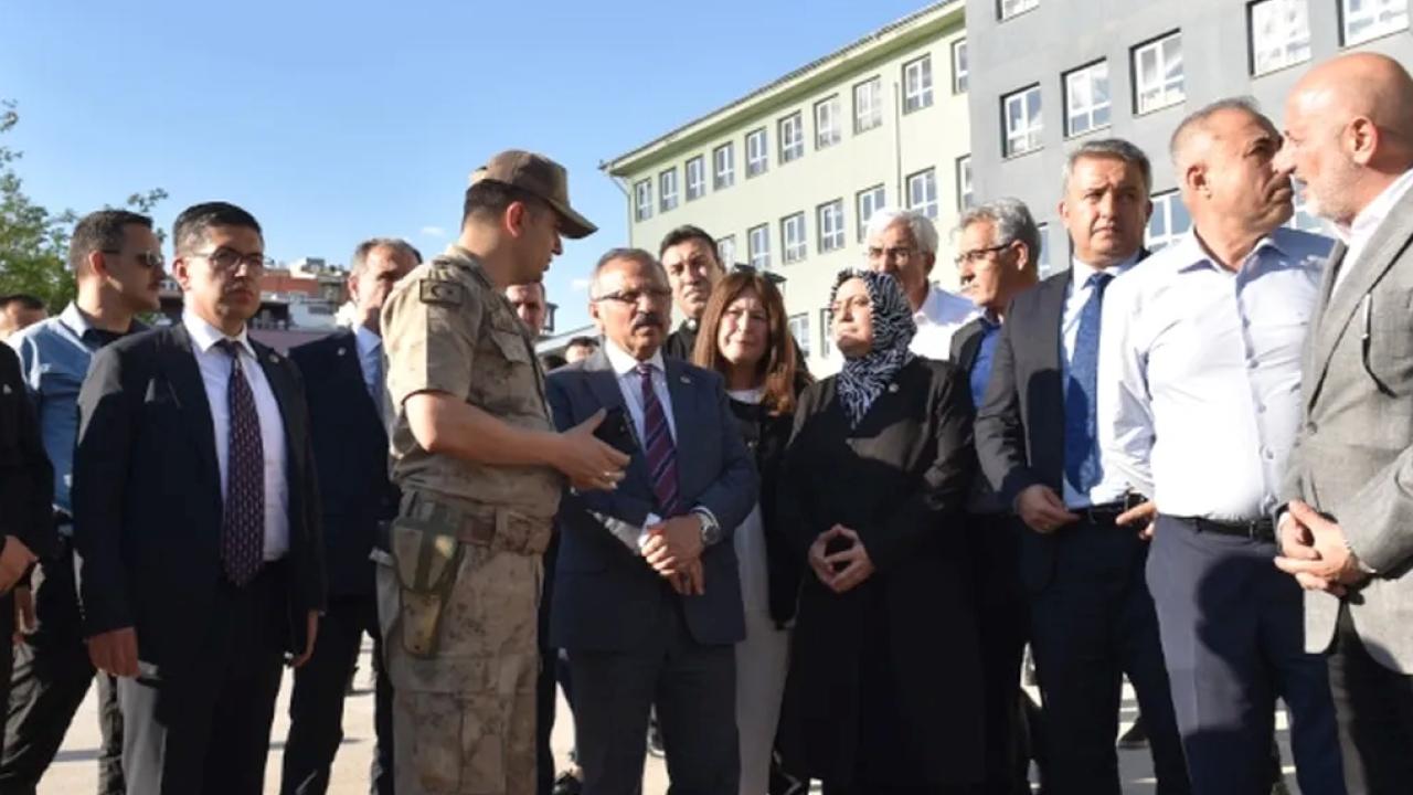TBMM Komisyonu Siverek'te okul saldırıların nedenlerini araştırıyor