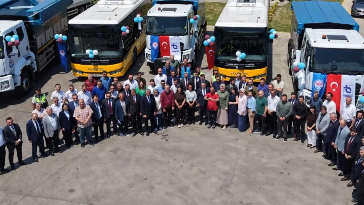 Trabzon Büyükşehir Belediyesi filoya 5 yeni araç kazandırdı
