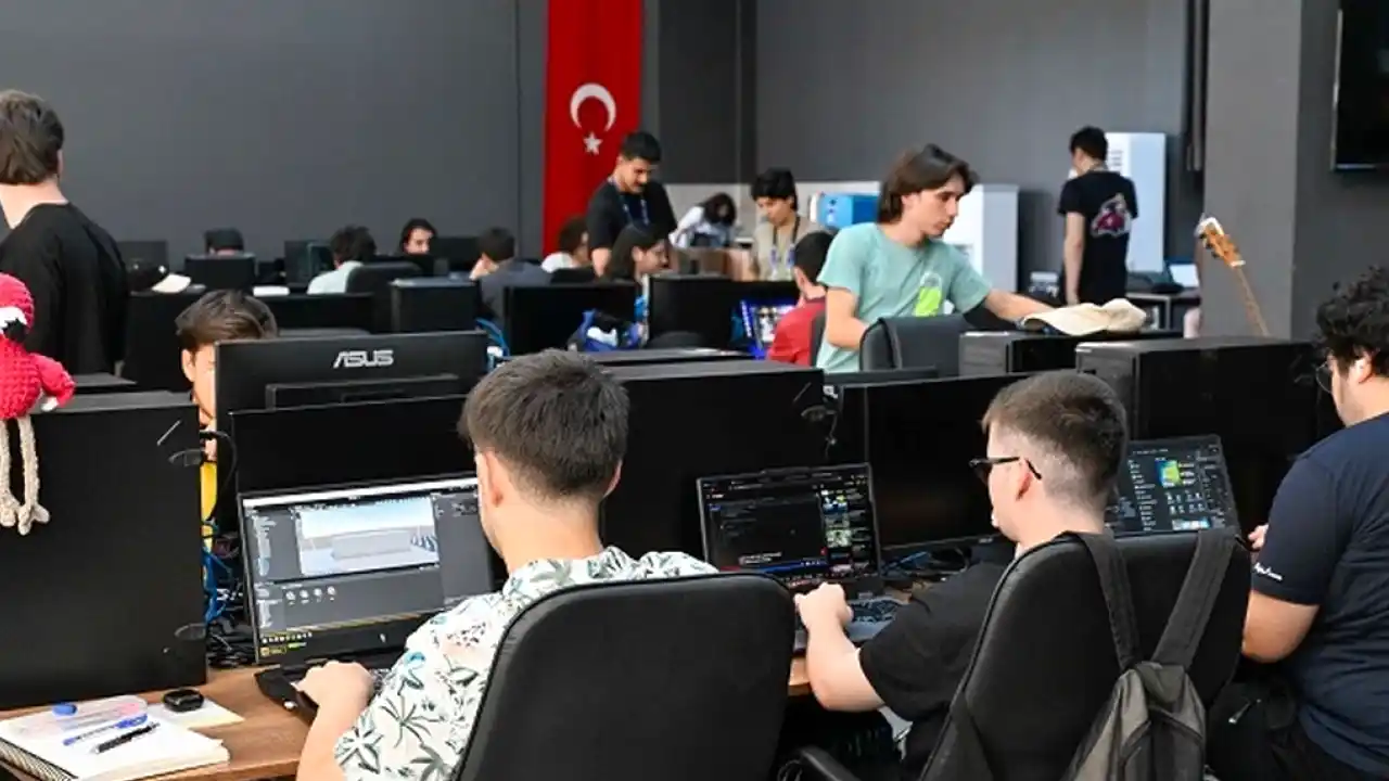 Adana'da Oyun Geliştiriciler'den 48 saatlik maraton