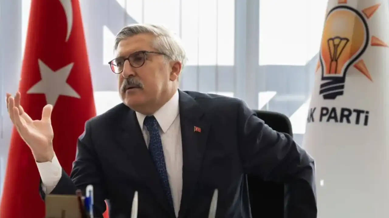 AK Partili Yayman'dan Özgür Özel'e 'Financial Times' tepkisi... Siyasi mücadele yabancı gazetelerde verilmez!