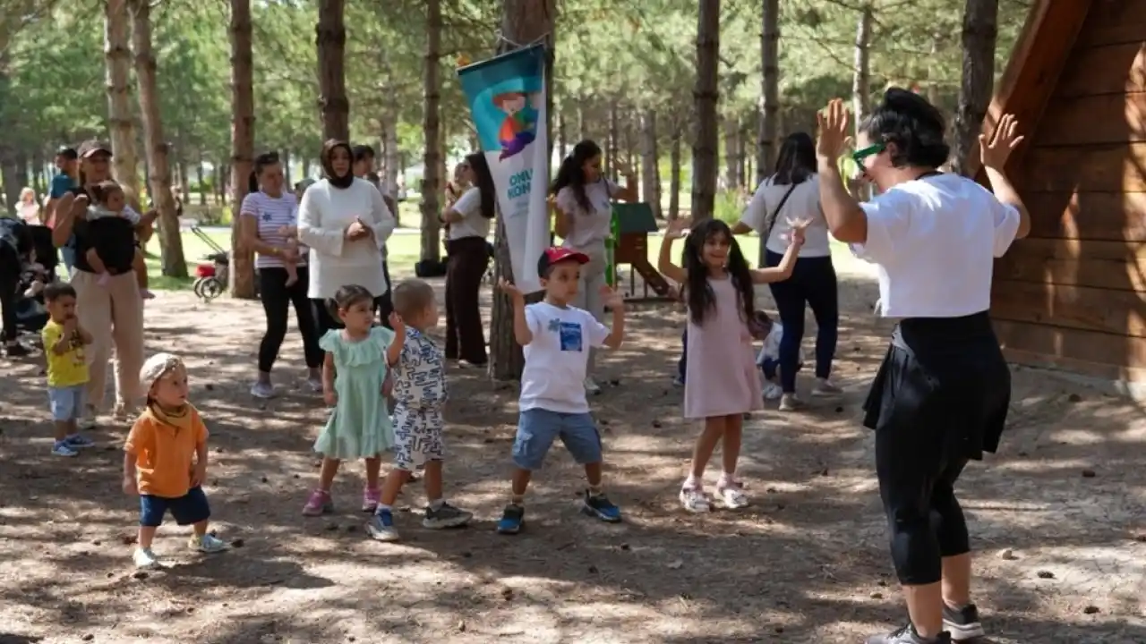 Antalya’da doğada aileler keyifli anlar yaşadı