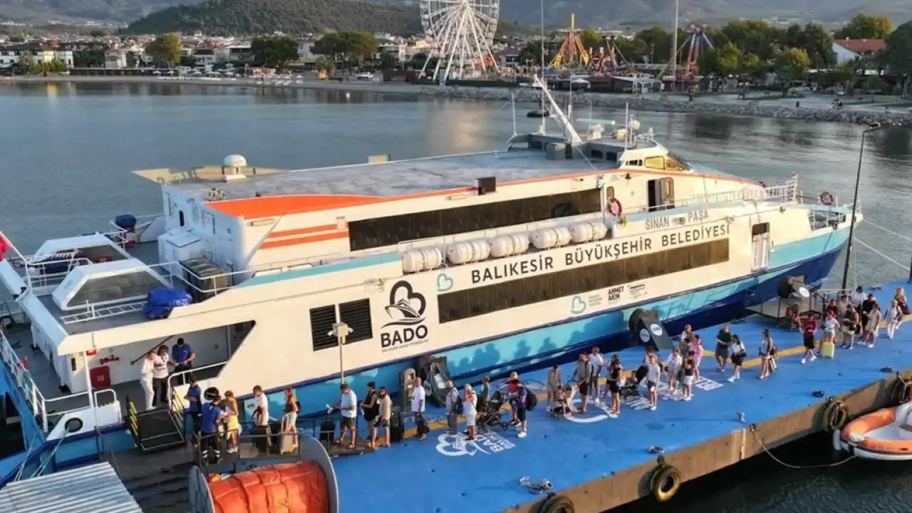 Balıkesir’de Akçay-Midilli seferlerine yoğun ilgi