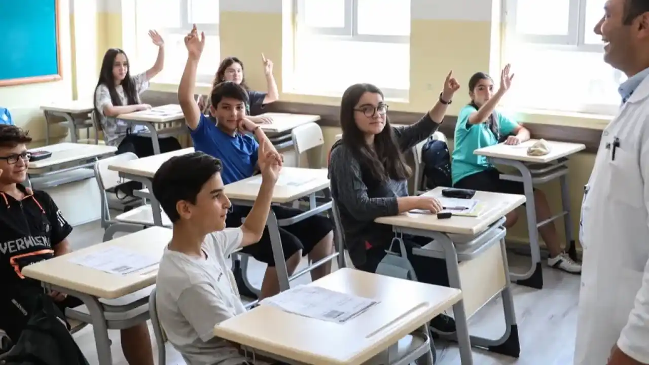 Derslerin saatleri değişti! Resmi Gazete’de yayımlandı