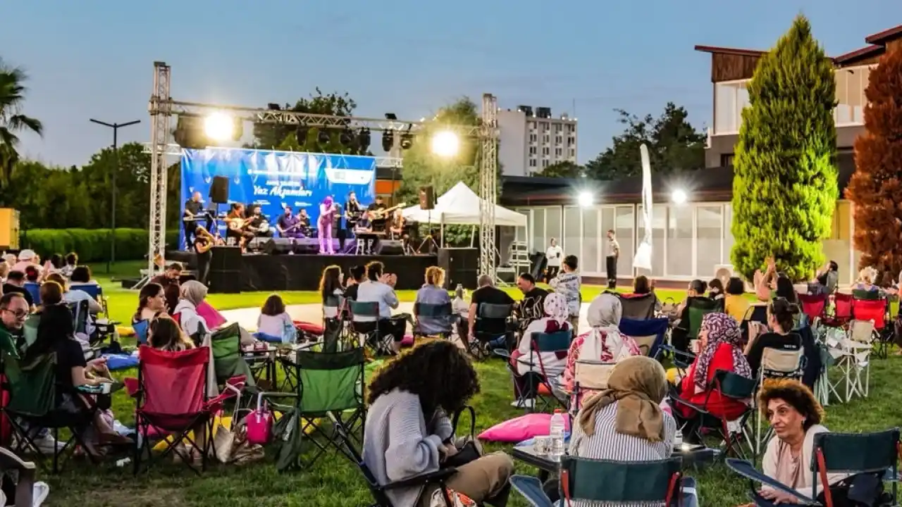 Kocaeli'de müzik ve aile buluşması