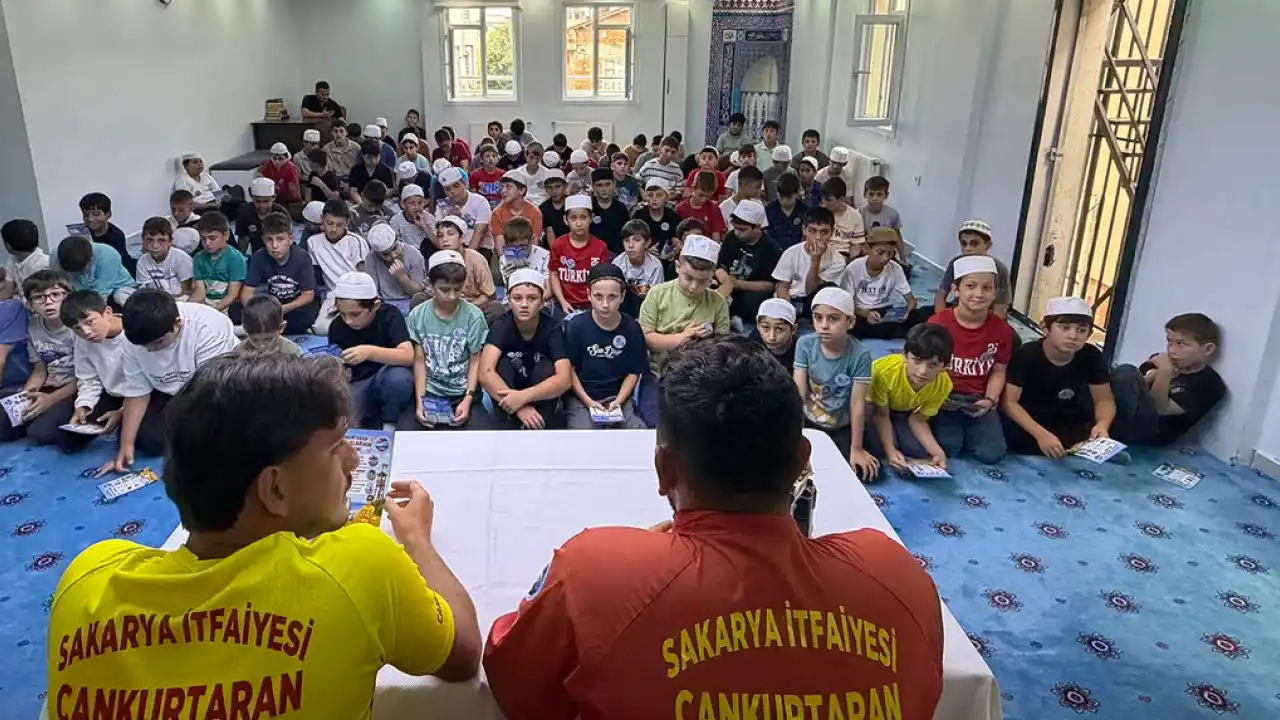 Sakarya Karasu’da çocuklara boğulmayı önleme eğitimi