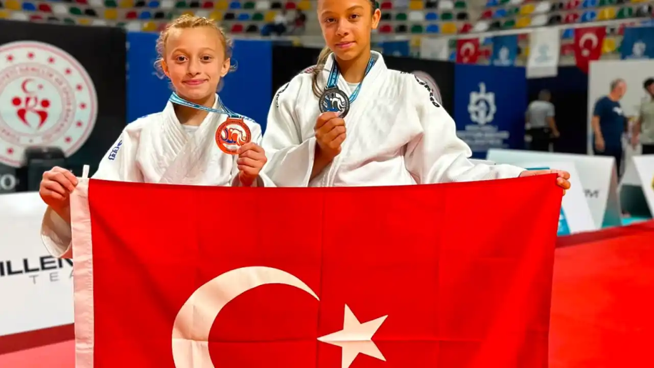 Sakaryalı sporcular judo ve güreşte kürsünün sahibi oldu