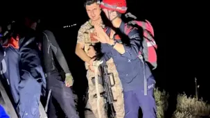 AFAD Şırnak'ta dağlık alanda mahsur kalan kişileri kurtardı