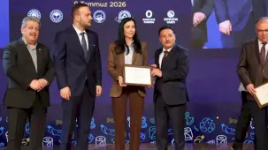 Kayseri Büyükşehir'e 'sıfır atık' plaketi