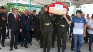 Kıbrıs Gazisi Yusuf Tayşi Artvin'de toprağa verildi