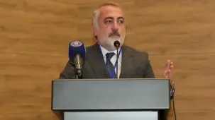 Kütahya Kent Konseyi'nde Bülent Cebeci güven tazeledi