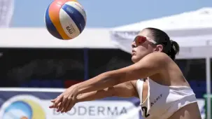Trabzon'da plaj voleybolu heyecanı