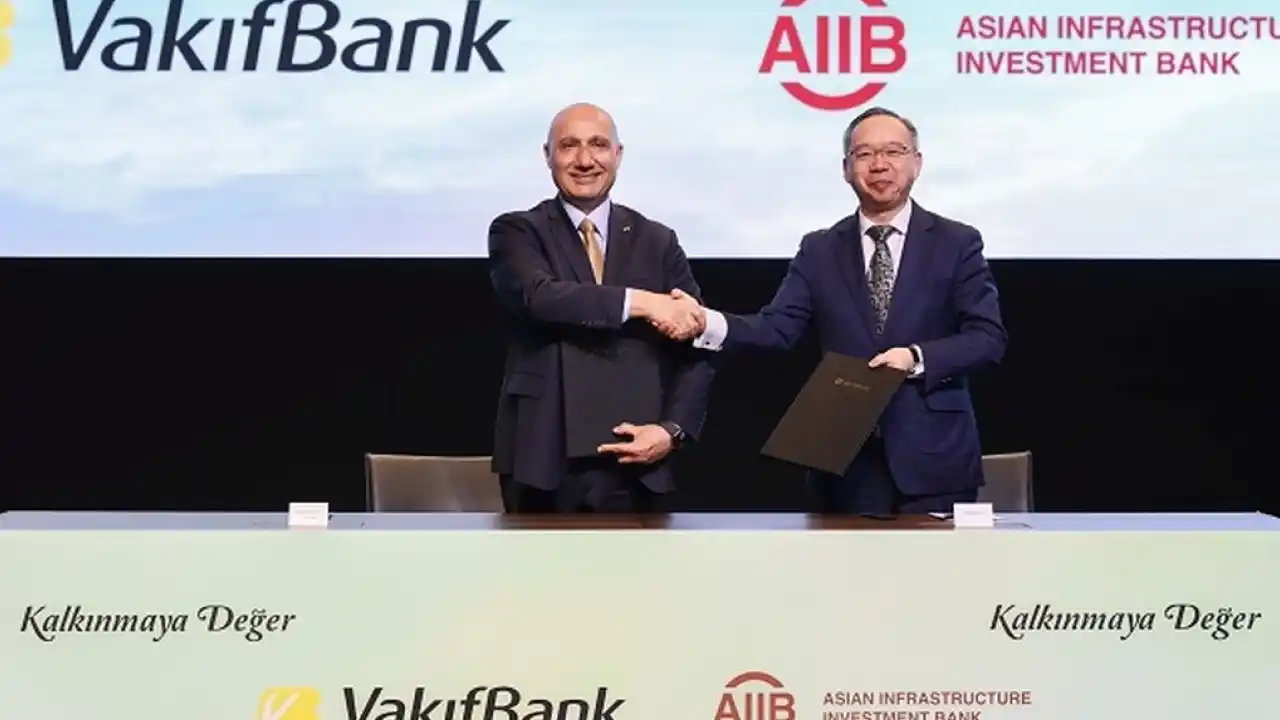 VakıfBank’tan deprem bölgesine 300 milyon dolarlık finansman