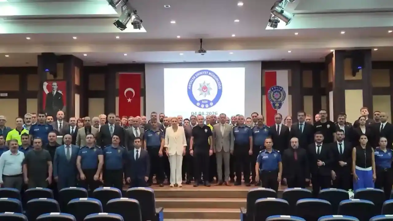 Antalya Emniyeti’nde 66 personele ödül, emekliye ayrılan 33 personele plaket