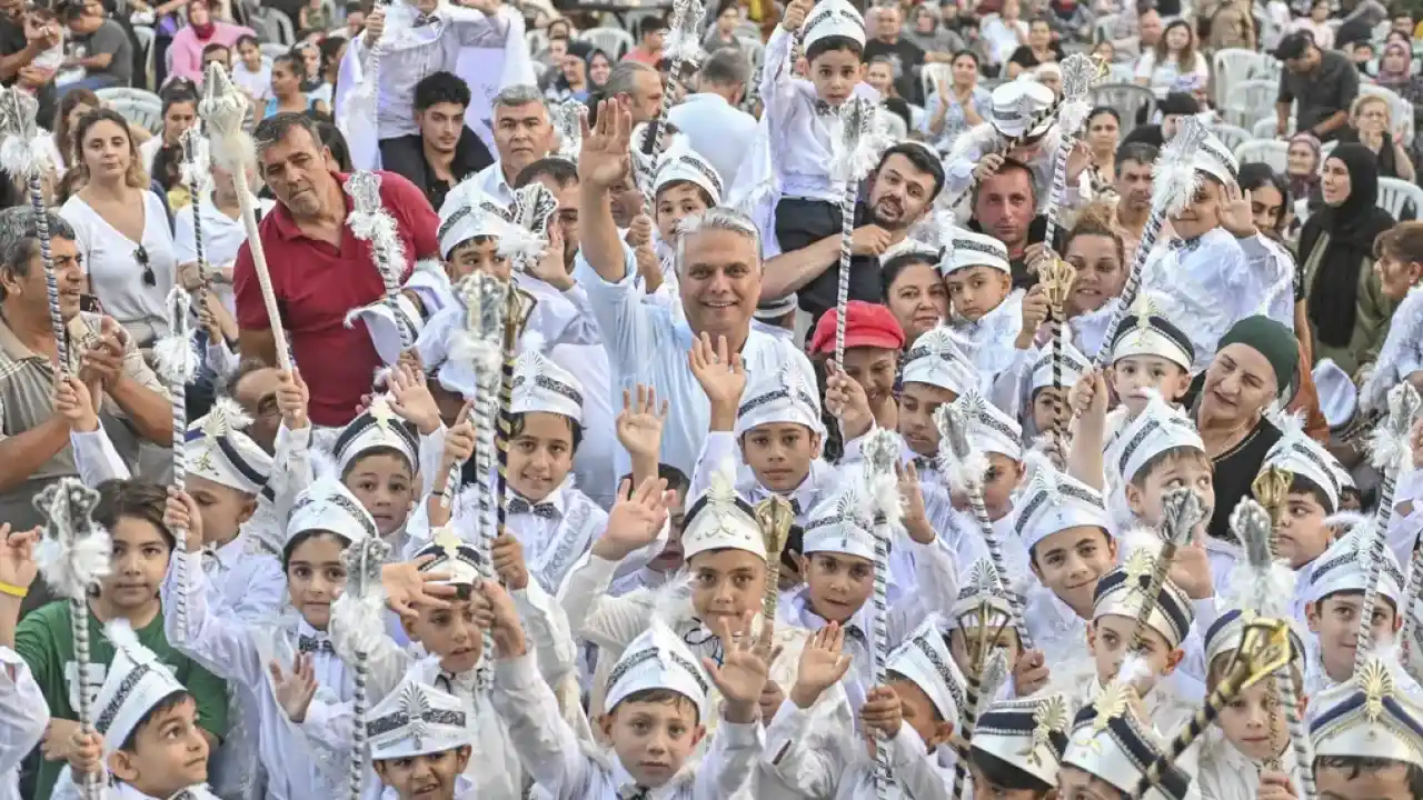 Antalya Muratpaşa’da sünnet şöleni heyecanı
