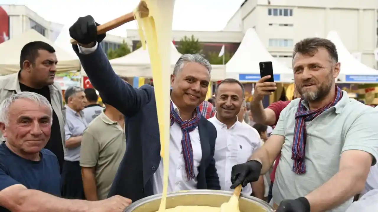 Antalya Muratpaşa'da 'Yöreler Renkler'le 10. buluşma
