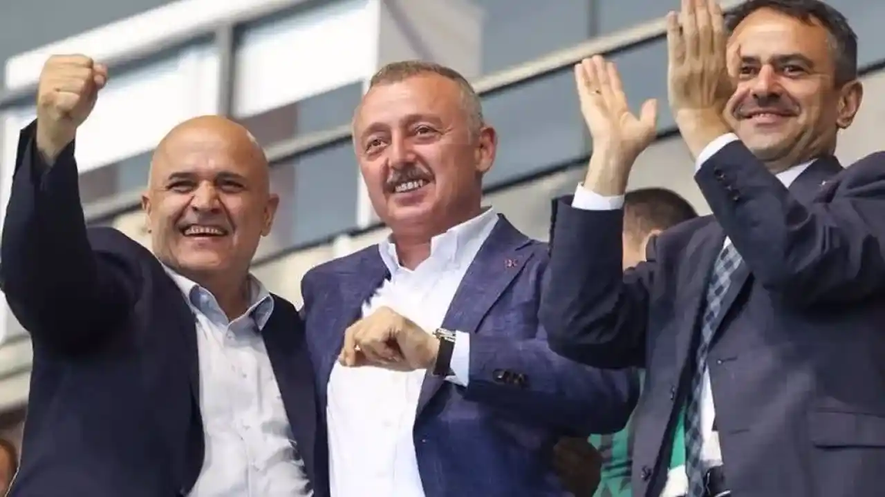 Başkan Büyükakın’ın Kocaelispor'a güveni tam