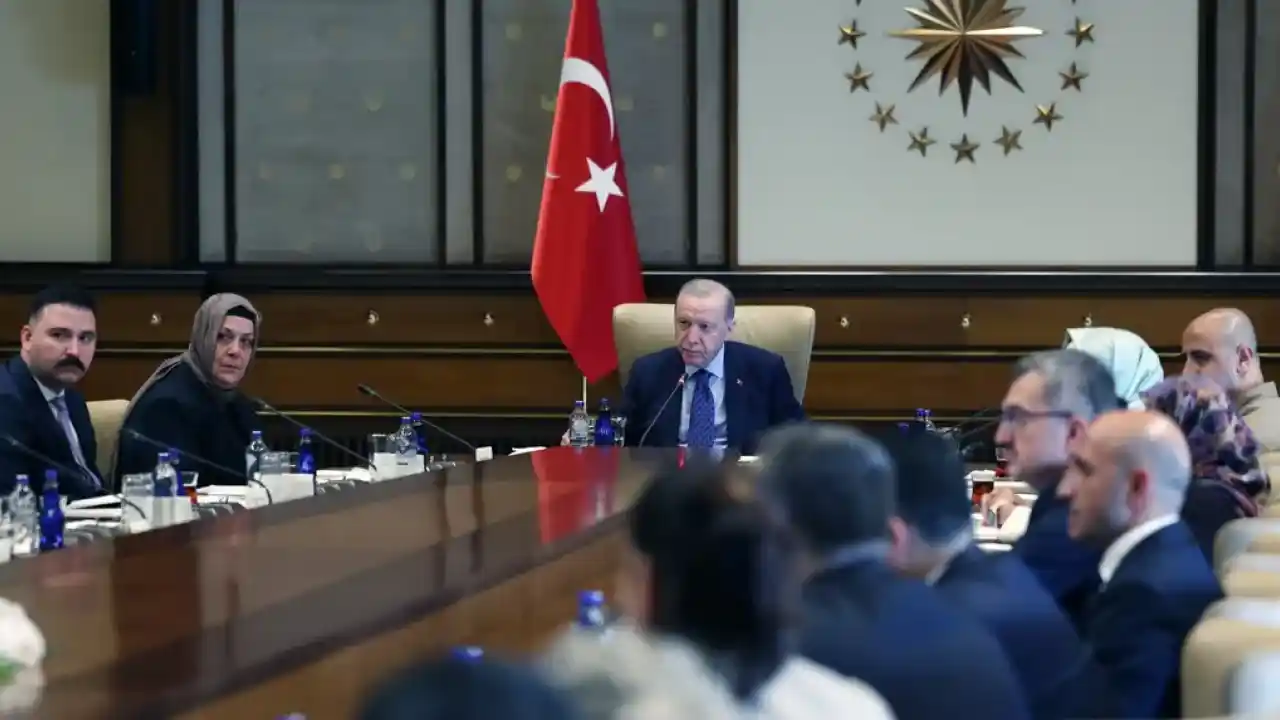 Cumhurbaşkanı Erdoğan şehit yakınları ve gazileri ağırladı