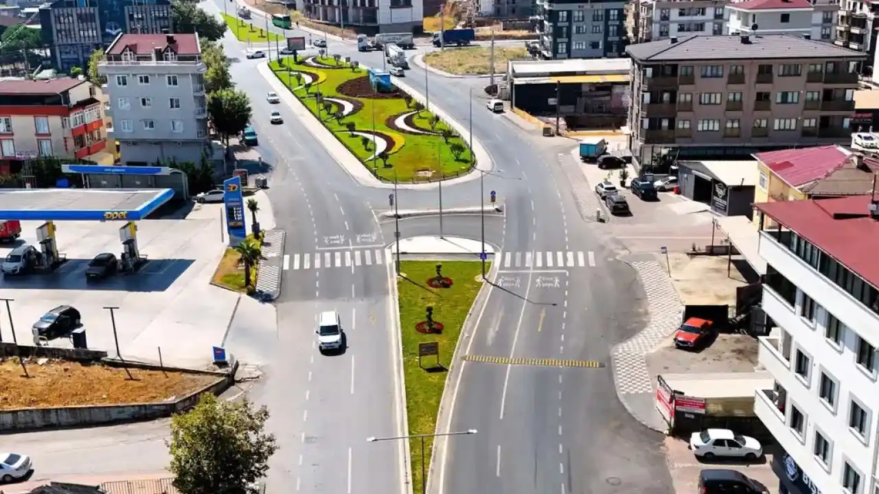 Darıca’daki kavşakta trafik rahatladı, ulaşım hızlandı