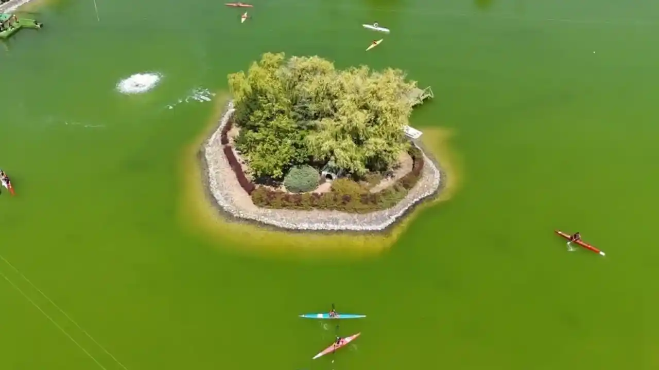 Eskişehir’de çocuklar yazı kano ile geçirdi