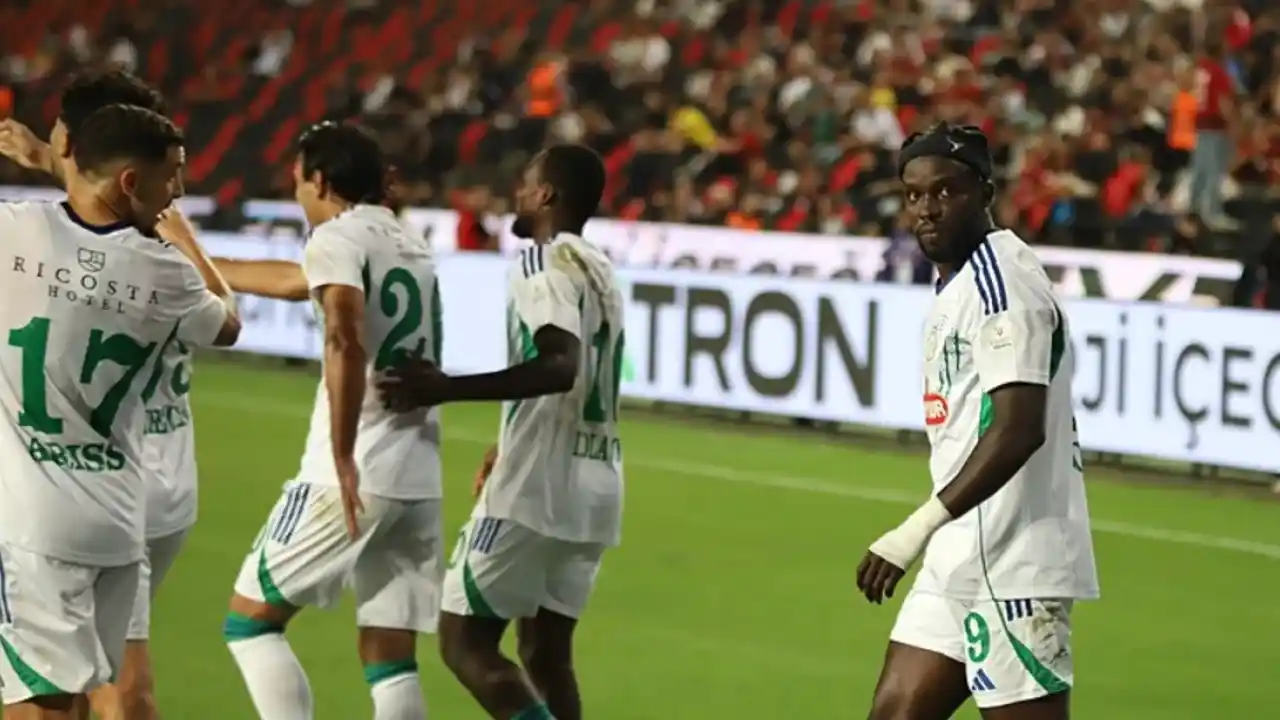 Gaziantep FK 1-2 Çaykur Rizespor (Maç Sonucu)