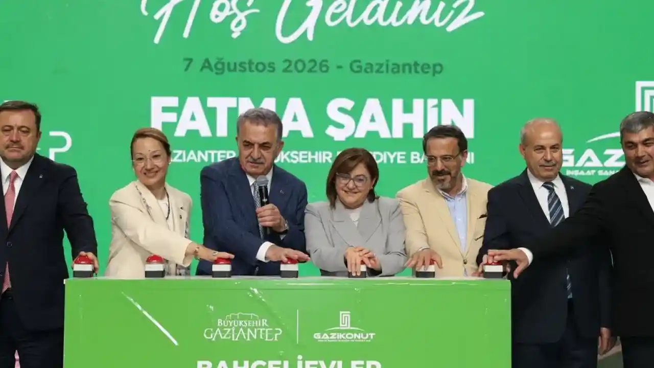 Gaziantep’te bin konut için anahtar teslimi yapıldı... 5 bin konutluk projeye temel