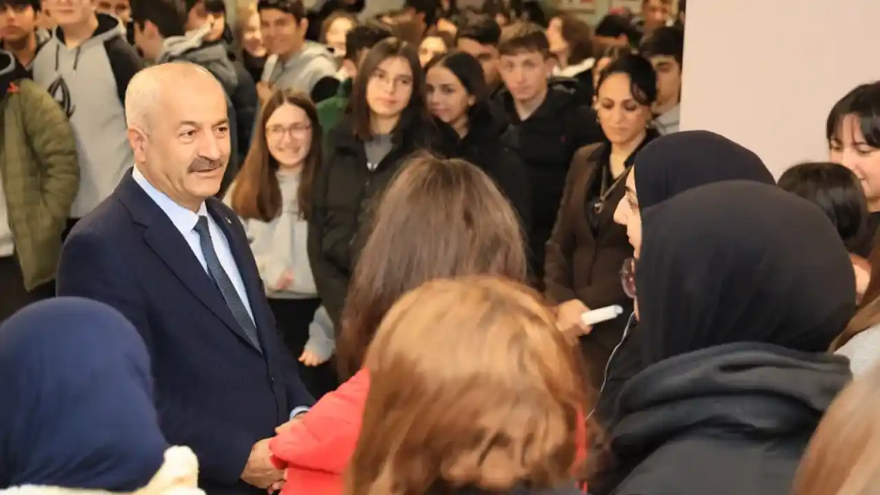 Gebze'de üniversite eğitim desteği için başvurular başladı