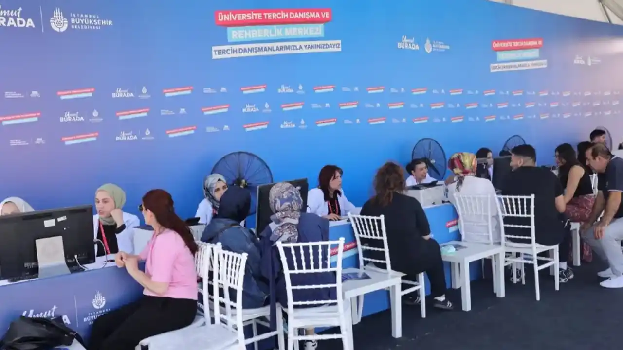 İBB tercih çadırlarına yoğun ilgi