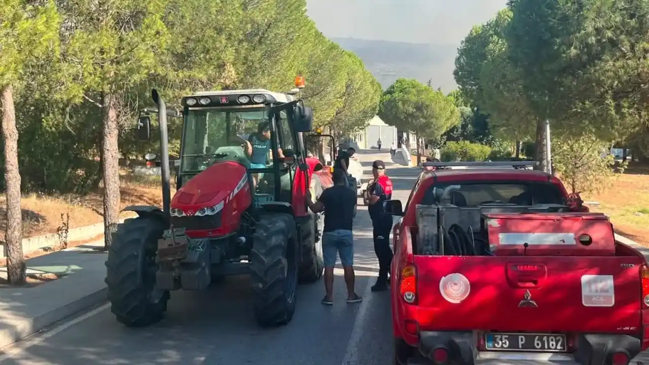 İzmir Foça'daki orman yangını için ekipler seferber oldu